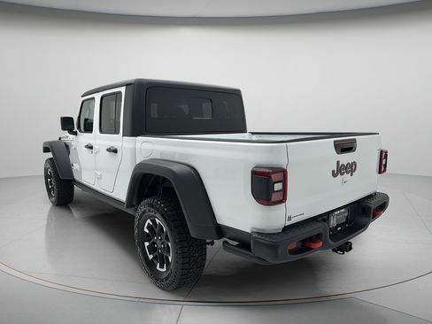 Used 2026 Jeep Gladiator Rubicon AWD/4WD image 6