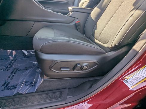 Used 2024 Jeep Grand Cherokee L Laredo w/ Trailer Tow Package image 18