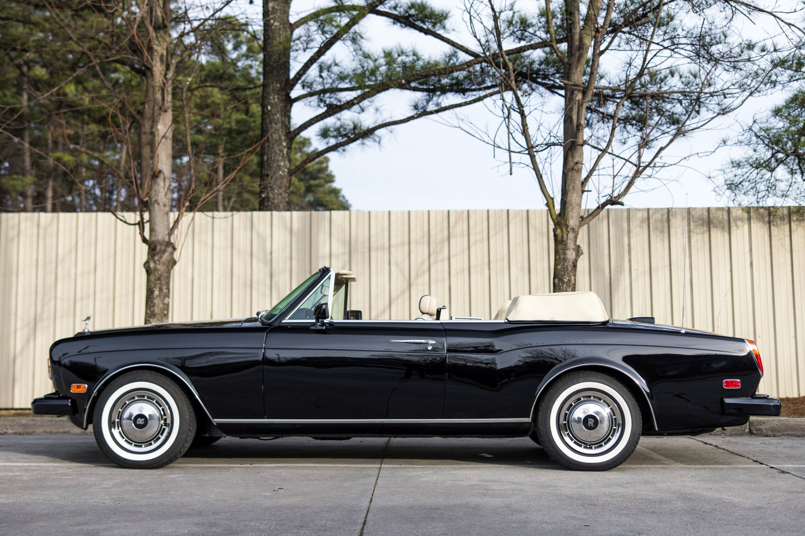 Used 1991 Rolls-Royce Corniche III RWD image 6