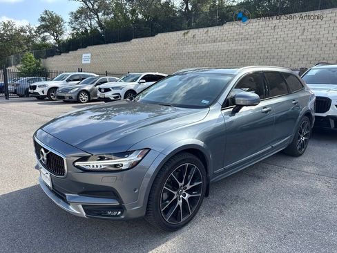 Used 2017 Volvo V90 T6 Cross Country AWD/4WD image 1