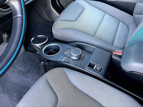 Used 2021 BMW i3 image 16
