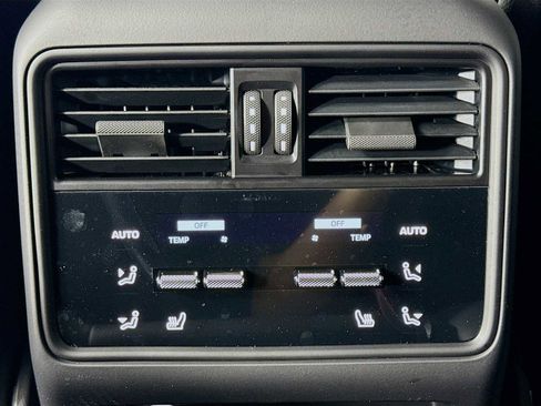 New 2026 Porsche Cayenne image 26