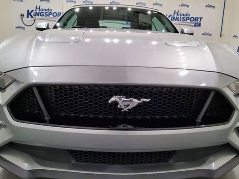 Used 2020 Ford Mustang GT Premium image 3