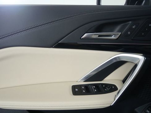 Used 2025 BMW X1 xDrive28i image 8