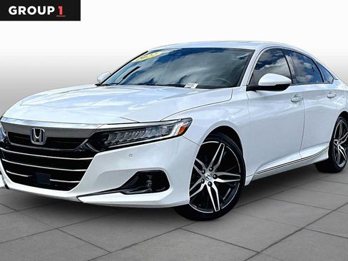Used 2022 Honda Accord Touring image 1