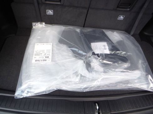 New 2026 Jeep Grand Cherokee L Limited w/ Limited Altitude Package AWD/4WD image 51