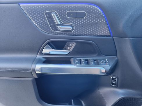 New 2026 Mercedes-Benz GLB 250 image 23