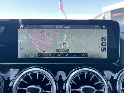 Used 2021 Mercedes-Benz GLA 45 AMG 4MATIC image 21