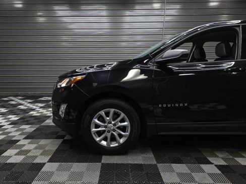 Used 2019 Chevrolet Equinox LS w/ LS Convenience Package AWD/4WD image 37