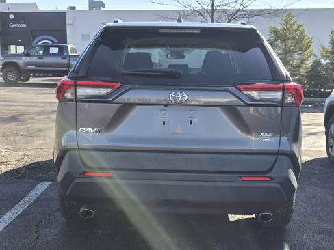 Certified 2021 Toyota RAV4 XLE image 6