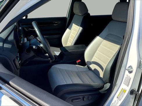 Used 2024 Honda CR-V Sport Touring image 8