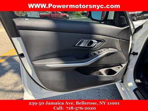 Used 2021 BMW 330i Sedan w/ Convenience Package RWD image 22