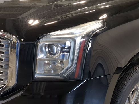 Used 2015 GMC Yukon Denali w/ Open Road Package image 22