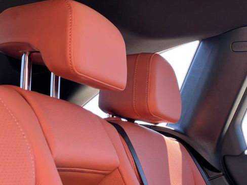 Certified 2026 Mercedes-Benz GLC 300 4MATIC image 19