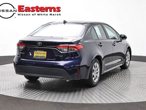 Used 2023 Toyota Corolla LE FWD image 5