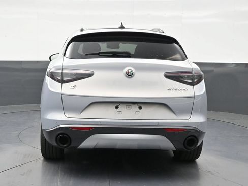Used 2024 Alfa Romeo Stelvio Ti w/ Performance Driving Package AWD/4WD image 4