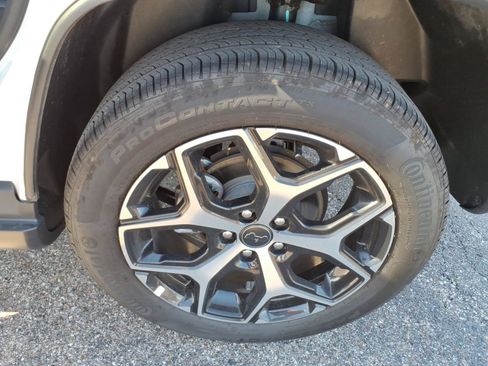 Used 2025 Jeep Compass Limited AWD/4WD image 10