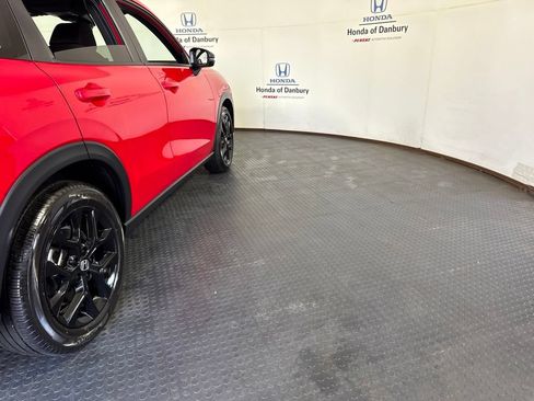 Used 2024 Honda HR-V Sport image 4