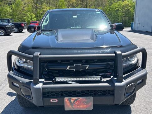 Used 2019 Chevrolet Colorado ZR2 AWD/4WD image 2