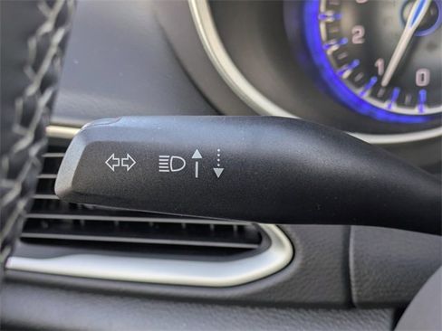 New 2025 Chrysler Voyager LX image 27