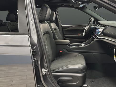 New 2026 Jeep Grand Cherokee L 4WD image 24