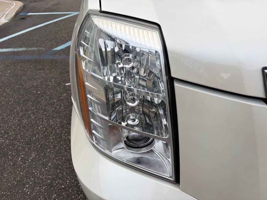 Used 2010 Cadillac Escalade 4WD Hybrid image 38