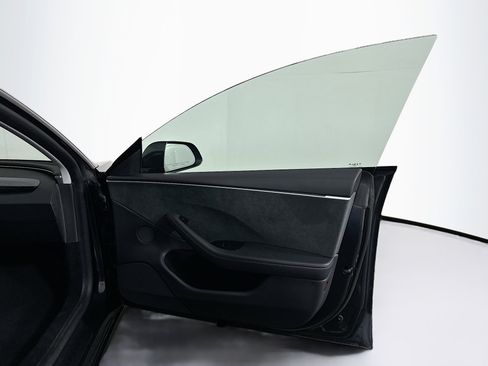 Used 2024 Tesla Model 3 Long Range image 33