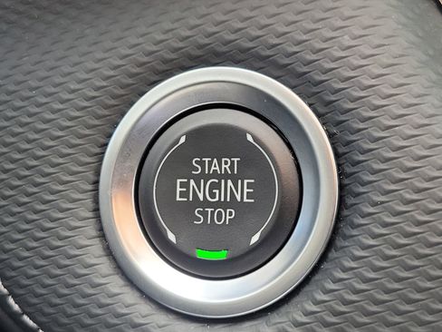 Used 2025 Chevrolet Equinox LT image 27