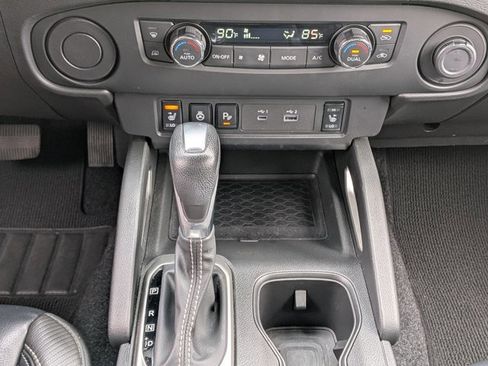 Certified 2024 Nissan Frontier SL w/ Technology Package image 23