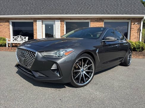 Used 2019 Genesis G70 2.0T Advanced w/ Elite Package RWD image 2