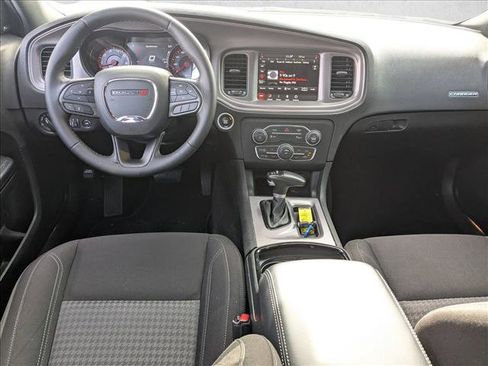 Used 2023 Dodge Charger SXT w/ Blacktop Package image 17