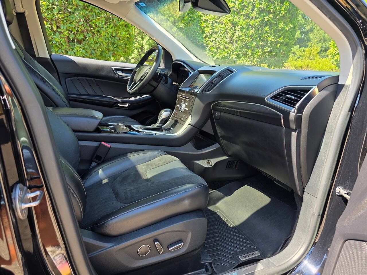Used 2018 Ford Edge Sport w/ Equipment Group 401A AWD/4WD image 39