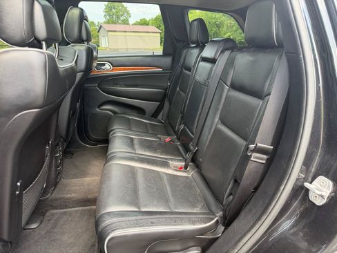 Used 2011 Jeep Grand Cherokee Overland AWD/4WD image 36