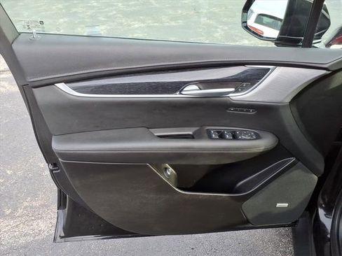 Used 2022 Cadillac XT5 Premium Luxury image 26