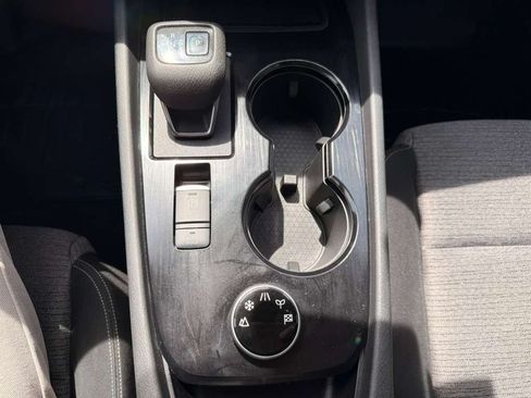Used 2021 Nissan Rogue S AWD/4WD image 36