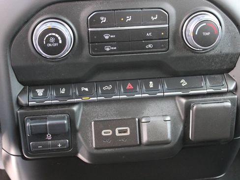 Used 2024 Chevrolet Silverado 2500 Custom w/ Custom Value Package AWD/4WD image 11