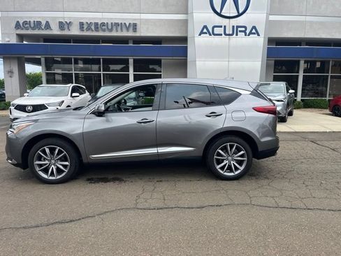 Used 2024 Acura RDX SH-AWD w/ Technology Package image 3
