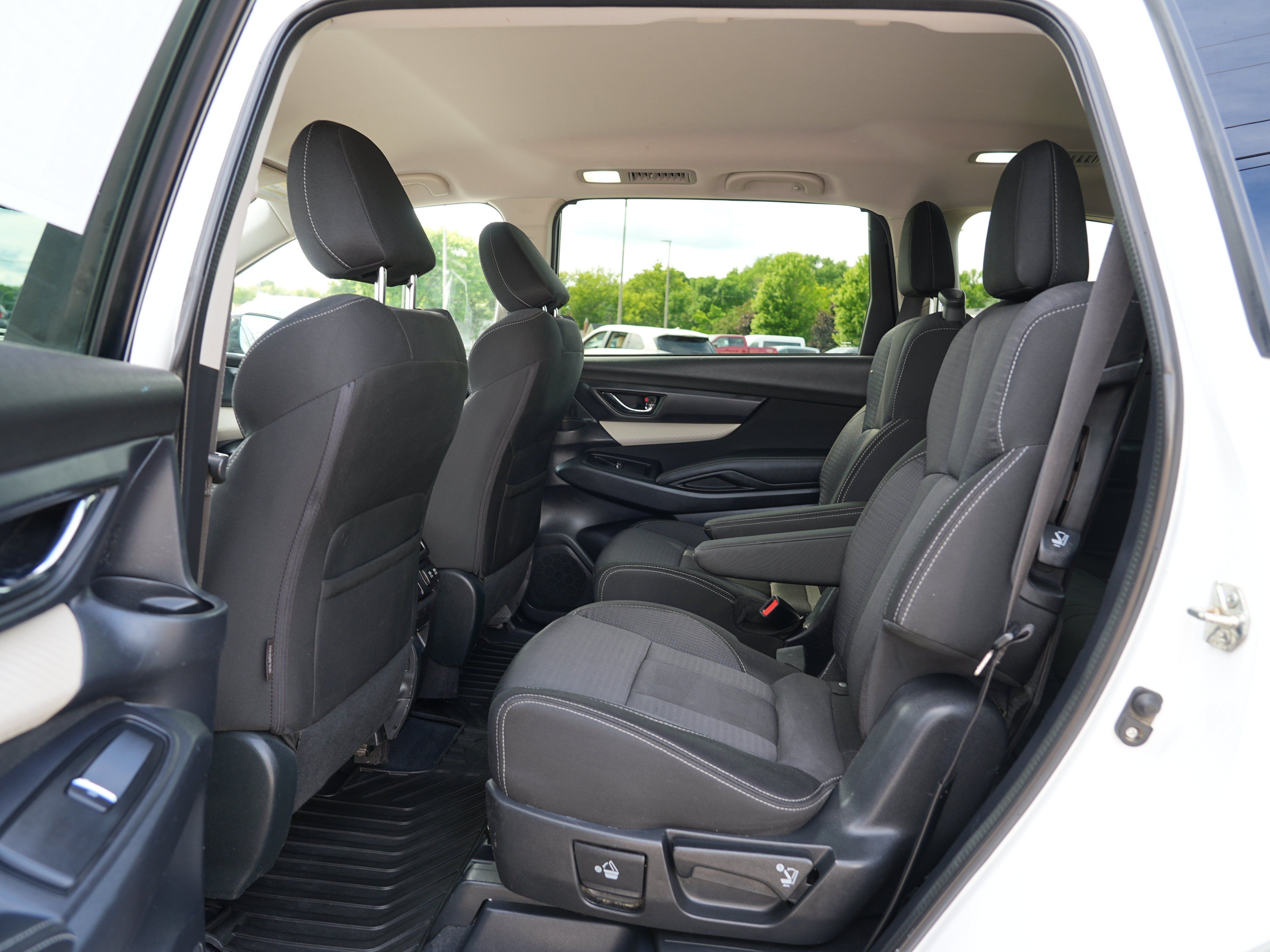 Used 2021 Subaru Ascent Premium w/ Convenience Package AWD/4WD image 20