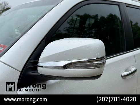 Used 2022 Lexus GX 460 Premium w/ Accessory Package AWD/4WD image 10