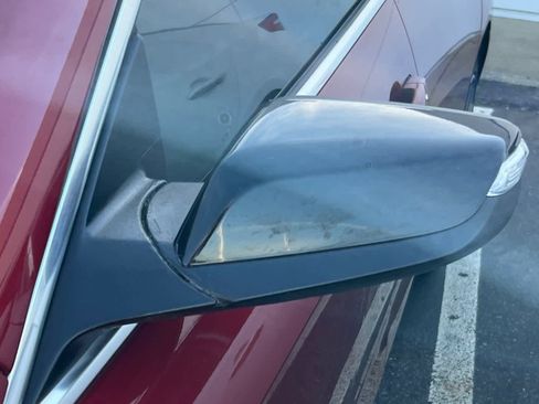 Used 2018 Chevrolet Malibu LT image 9