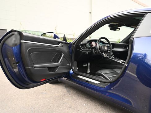 Used 2021 Porsche 911 Carrera S image 20
