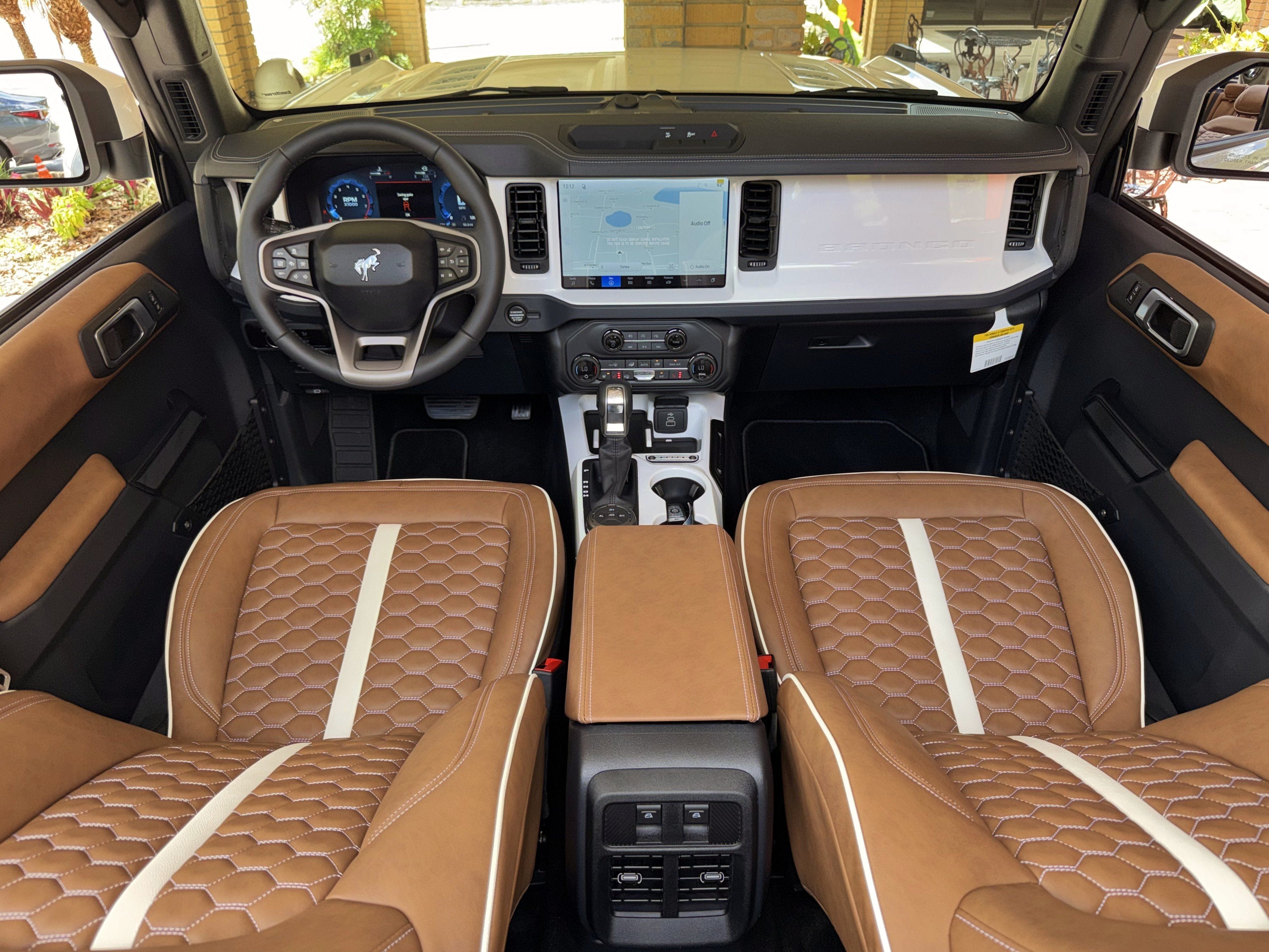 Used 2026 Ford Bronco Outer Banks AWD/4WD image 24