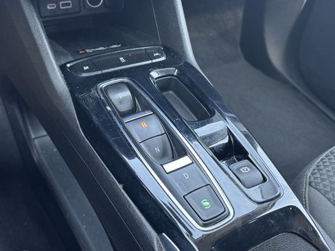 Used 2023 Chevrolet Bolt EUV LT image 7