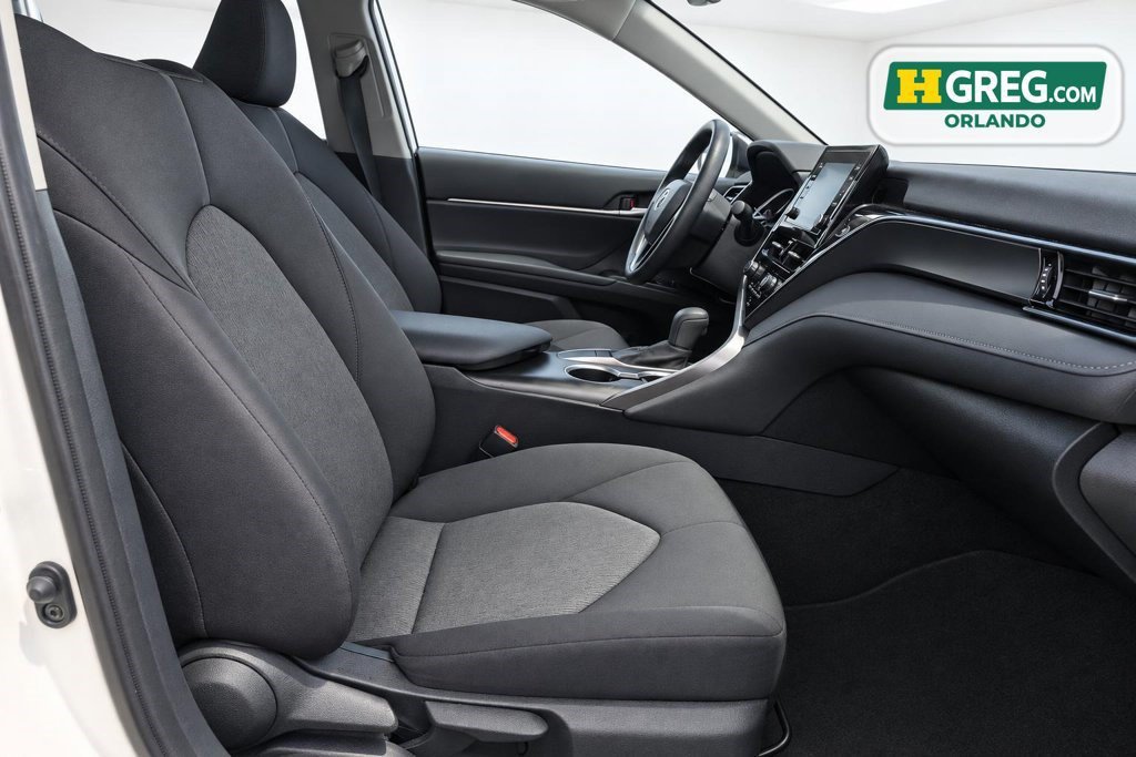 Used 2024 Toyota Camry LE FWD image 10