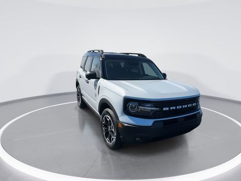 New 2026 Ford Bronco Sport Outer Banks w/ Outer Banks Tech Package+ image 3