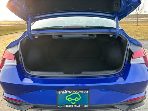 Used 2023 Hyundai Elantra SEL w/ Cargo Package image 25