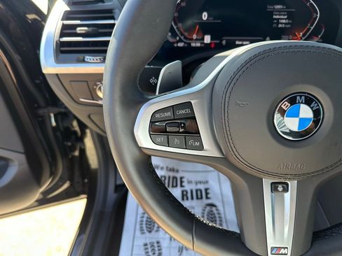 Certified 2025 BMW X4 xDrive30i image 12