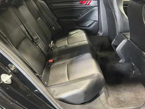 Used 2020 Honda Accord Sport image 14