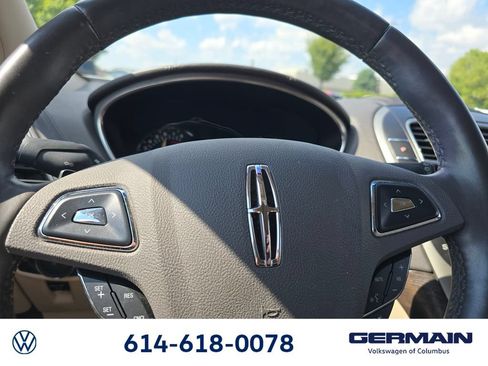 Used 2018 Lincoln MKX Reserve AWD/4WD image 27