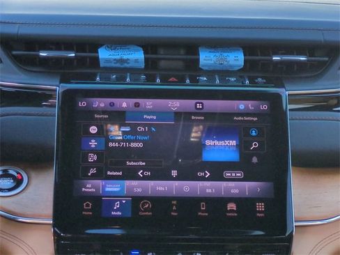 Used 2024 Jeep Grand Cherokee L Summit image 21